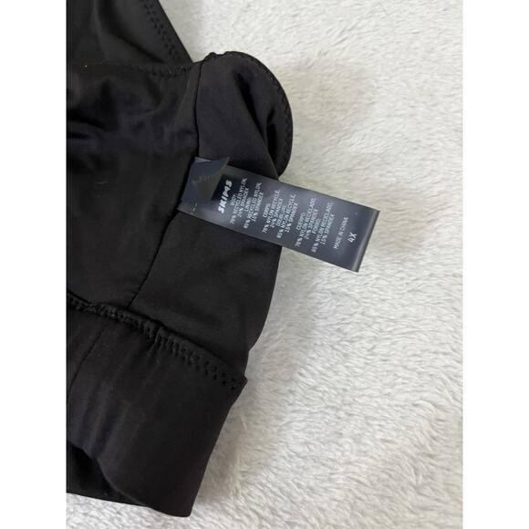 Skims 4X Scoop Bralette Sports Bra Cropped Tank Top in Onyx Black - Picture 3 of 7